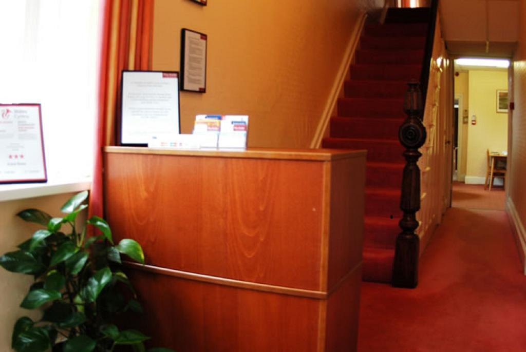 The Avala Guesthouse Кардифф Экстерьер фото